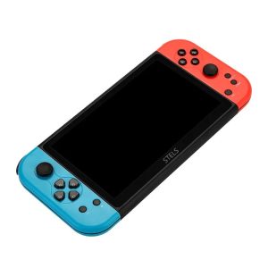 Преносима игра STELS GR9000 с 7.1-инчов дисплей, показана в черен корпус с червени и сини джойстици отстрани