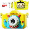 Детски фотоапарат STELS MonsterCam Z200 в жълт цвят с включена карта памет 16GB, подходящ за снимки и видеа.